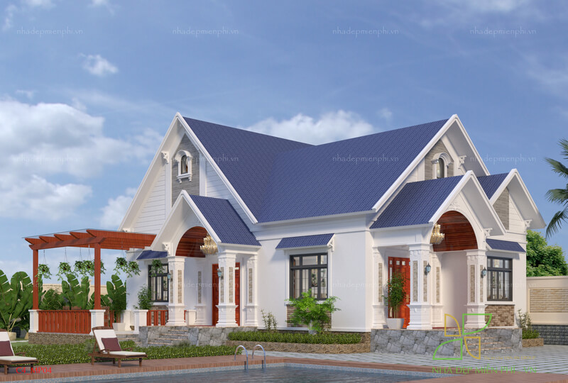 Sân lát đá, hồ bơi và cây xanh bao quanh tạo không gian sống thoáng